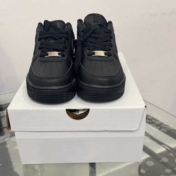 nike air force 1 Other - Kids Black Low-Top Sneakers - Comfortable Everyday Shoes